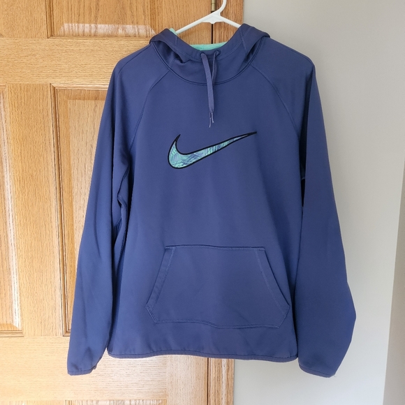 Nike Tops - Nike Hoodie